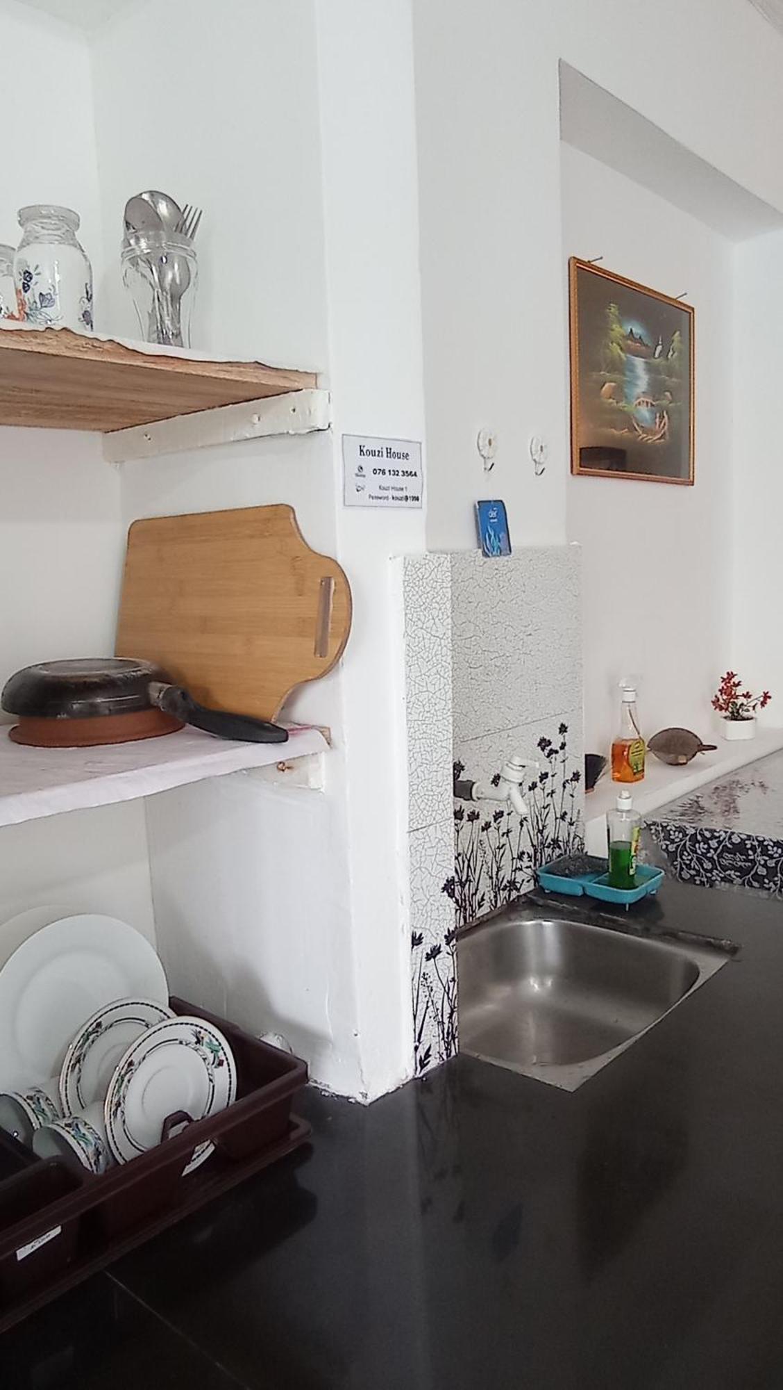 Kouzi House Homestay